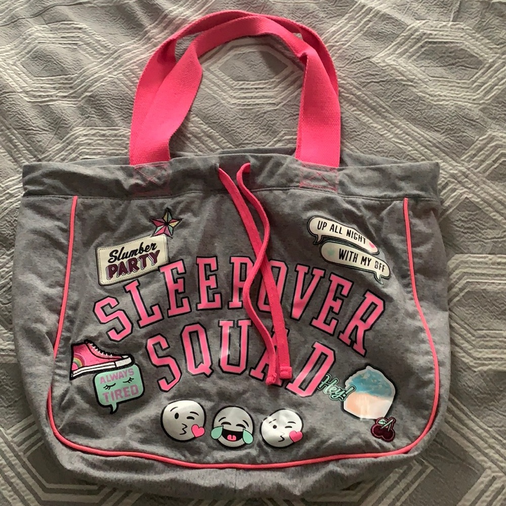 🌻 girls sleepover bag!